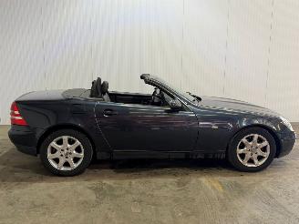 Mercedes SLK 2.0 200 16V Cabrio  Benzine 1.998cc 100kW (136pk) RWD picture 7