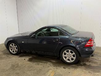 Mercedes SLK 2.0 200 16V Cabrio  Benzine 1.998cc 100kW (136pk) RWD picture 2
