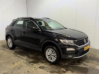 uszkodzony samochody osobowe Volkswagen T-Roc 1.0 TSI 12V SUV  Benzine 999cc 81kW (110pk) FWD 2022/1