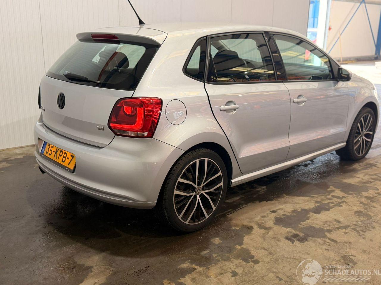 Volkswagen Polo 1.4 16V Hatchback Benzine 1.390cc 63kW (86pk) FWD