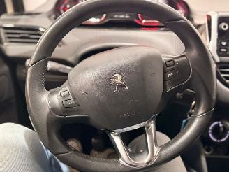 Peugeot 208 1.2 Vti 12V PureTech 82 Hatchback  Benzine 1.199cc 60kW (82pk) FWD picture 20