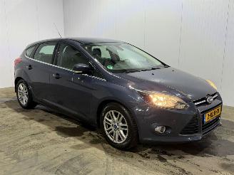 uszkodzony samochody osobowe Ford Focus 1.0 EcoBoost Edition Plus 92KW 998CC 2014/9