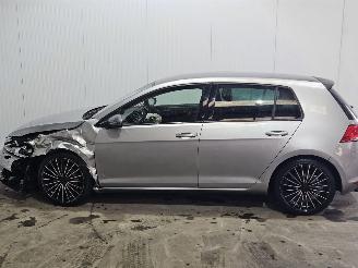 Volkswagen Golf 1.2 TSI 16V Hatchback  Benzine 1.197cc 63kW (86pk) FWD picture 7