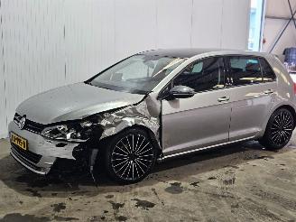 Volkswagen Golf 1.2 TSI 16V Hatchback  Benzine 1.197cc 63kW (86pk) FWD picture 8