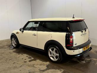 uszkodzony samochody osobowe Mini One CLUBMAN 1.4 16V One Combi/o  Benzine 1.397cc 70kW (95pk) FWD 2009/5