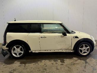 Mini One CLUBMAN 1.4 16V One Combi/o  Benzine 1.397cc 70kW (95pk) FWD picture 6