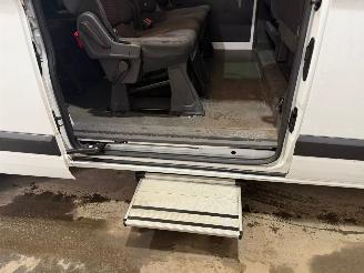 Ford Transit CUSTOM personenbus 2.2 TDCi 16V Bus  Diesel 2.198cc 92kW (125pk) FWD picture 11