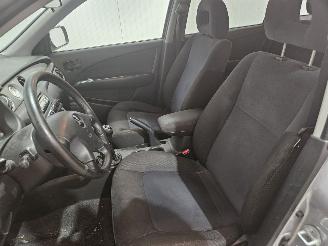 Mitsubishi Outlander 2.0 16V 4x2 SUV  Benzine 1.997cc 100kW (136pk) FWD picture 8