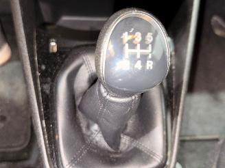 Ford Fiesta 1.1 Ti-VCT 12V 85 Hatchback  Benzine 1,084cc 63kW (86pk) FWD picture 15