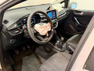Ford Fiesta 1.1 Ti-VCT 12V 85 Hatchback  Benzine 1,084cc 63kW (86pk) FWD picture 13