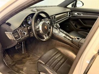 Porsche Panamera S E-HYBRID 3.0 V6 24V S E-Hybrid Liftback  Elektrisch Benzine 2.995cc 245kW (333pk) RWD picture 9