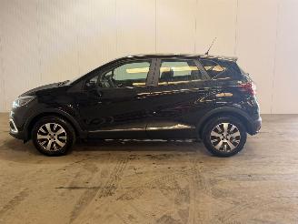 Renault Captur 0.9 Energy TCE 12V SUV  Benzine 898cc 66kW (90pk) picture 2