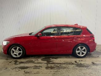 BMW 1-serie 116i 1.6 16V Hatchback 4Dr Benzine 1.598cc 100kW (136pk) RWD picture 6