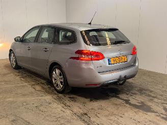 Schadeauto Peugeot 308 1.6 BlueHDi 120 Combi/o 4Dr Diesel 1.560cc 88kW (120pk) FWD 2015/11