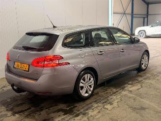 Peugeot 308 1.6 BlueHDi 120 Combi/o 4Dr Diesel 1.560cc 88kW (120pk) FWD picture 8