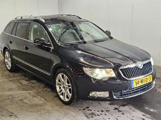 Skoda Superb 1.8 TSI  AUT16V Combi/o  Benzine 1.798cc 118kW (160pk) FWD picture 5
