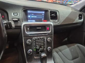 Volvo V-60 1.6 T3 16V Combi/o  Benzine 1.598cc 110kW (150pk) FWD picture 11