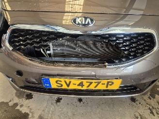 Kia Venga 1.4 CVVT 16V MPV  Benzine 1.396cc 66kW (90pk) FWD picture 8