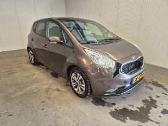 Vaurioauto  passenger cars Kia Venga 1.4 CVVT 16V MPV  Benzine 1.396cc 66kW (90pk) FWD 2018/6