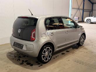 Volkswagen Up! 1.0 Club UP! picture 10