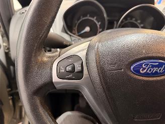 Ford B-Max 1.0 EcoBoost 12V picture 15