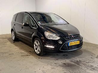 Vaurioauto  passenger cars Ford S-Max 1.6 EcoBoost Titanium 2011/1