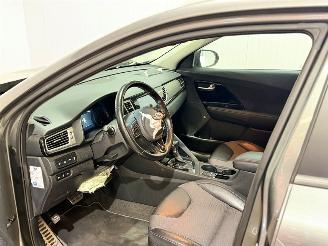 Kia  1.6 GDi PHEV DynamicLine picture 11