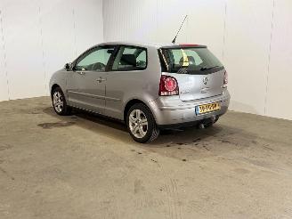 Volkswagen Polo 1.4-16V Optive picture 5