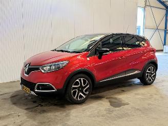 Renault Captur 0.9 TCe Helly Hansen picture 3