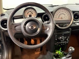 Mini Mini 1.6 One picture 10