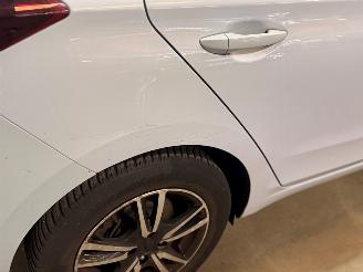 Hyundai I-20 1.0 T-GDI Comfort picture 10