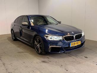 Damaged car BMW 5-serie M550i xDrive High Executive 2017/12