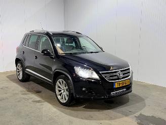 uszkodzony samochody osobowe Volkswagen Tiguan 2.0 TSI Sport&Style 4Motion 2010/11