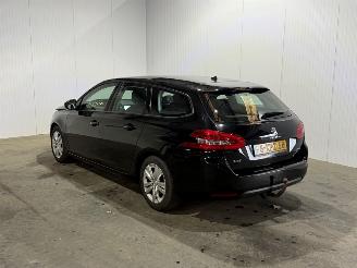 Voiture accidenté Peugeot 308 1.6 BlueHDI Blue Lease 2014/10