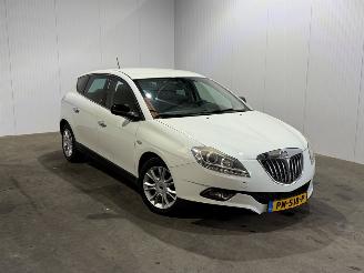 Auto incidentate Lancia Delta 1.4-16V Oro 2010/8