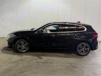 BMW 1-serie 118i High Executive picture 2