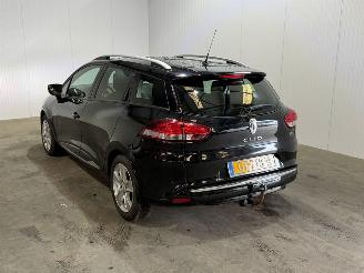 Vaurioauto  passenger cars Renault Clio 1.5 dCi ECO Dynamique 2015/8