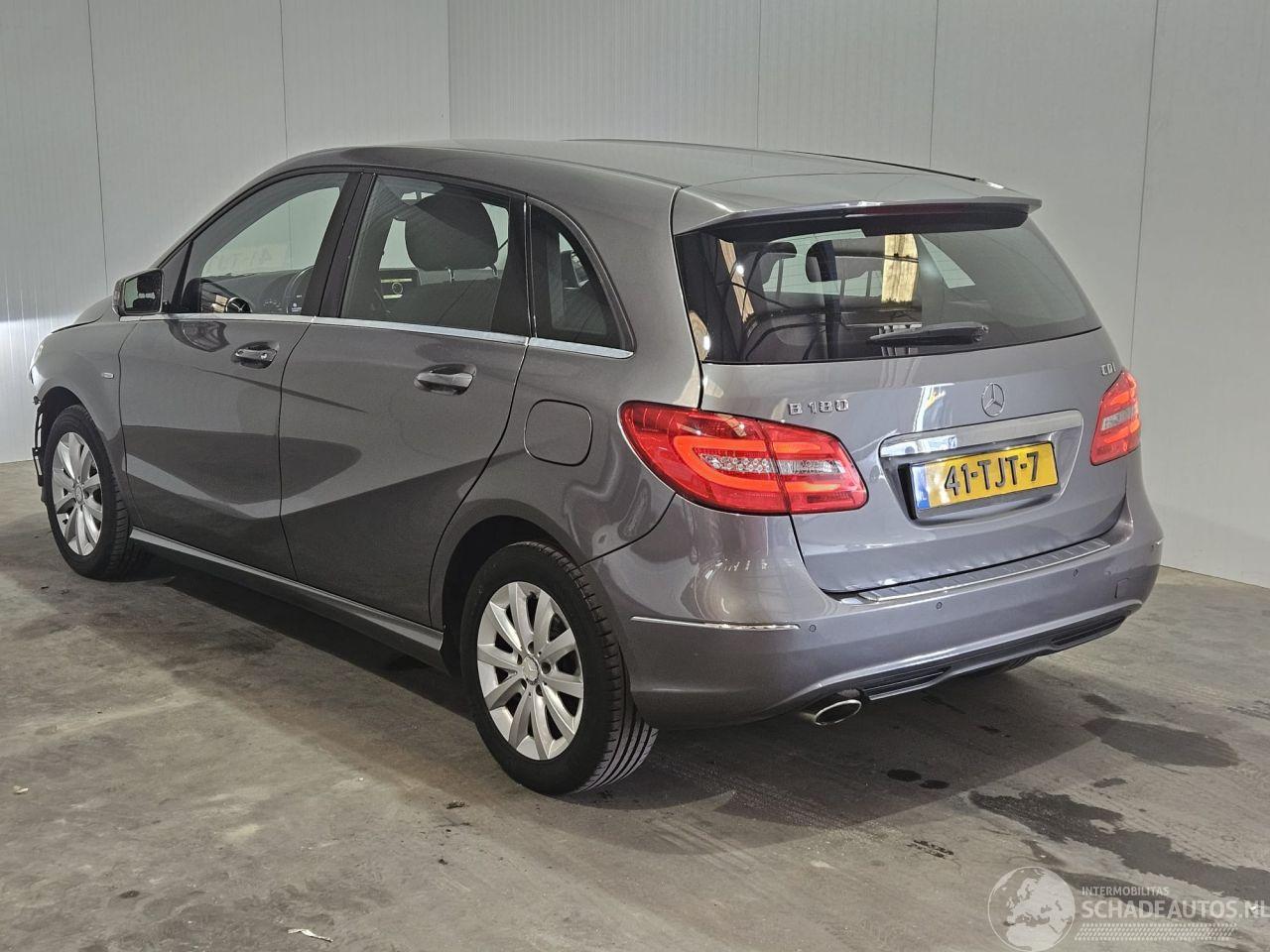 Mercedes B-klasse 1.8 B-180 CDI BlueEFFICIENCY 16V Hatchback Diesel 1.796cc 80kW (109pk) FWD