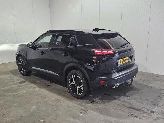 skadebil auto Peugeot 2008 1.2 VTi 12V PureTech 130 MPV  Benzine 1.199cc 96kW (131pk) FWD 2023/11