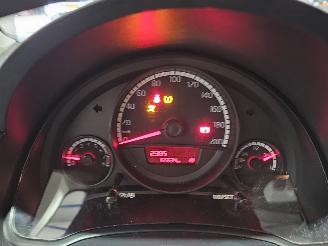 Volkswagen Up! 1.0 12V 60 Hatchback  Benzine 999cc 44kW (60pk) picture 15
