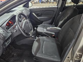 Dacia Logan 0.9 TCE 12V Combi/o  Benzine 898cc 66kW (90pk) FWD picture 9