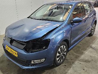 Volkswagen Polo 1.4 TDI DPF BlueMotion technology Hatchback  Diesel 1 422cc 55kW (75pk) FWD picture 3