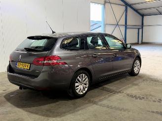 Peugeot 308 1.2 PureTech Blue Lease picture 3