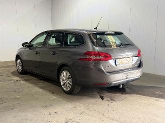 Peugeot 308 1.2 PureTech Blue Lease picture 5