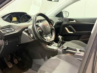 Peugeot 308 1.2 PureTech Blue Lease picture 9