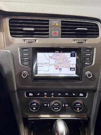Volkswagen Golf 1.4 TSI Highline picture 12