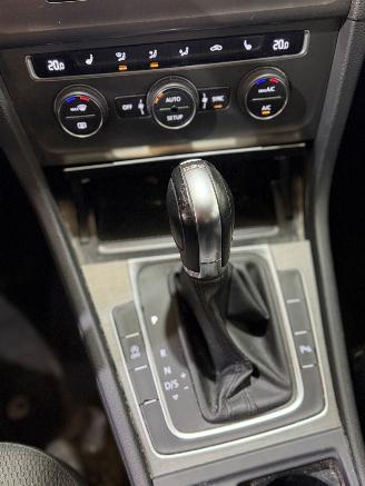 Volkswagen Golf 1.4 TSI Highline picture 13