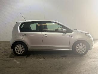 Volkswagen Up! 1.0 move up! BlueMotion picture 2