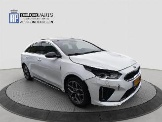 Kia Proceed 1.4 T-GDI  GT LINE PANO picture 7