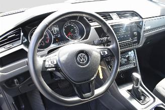Volkswagen Touran 1.5 TSI picture 10